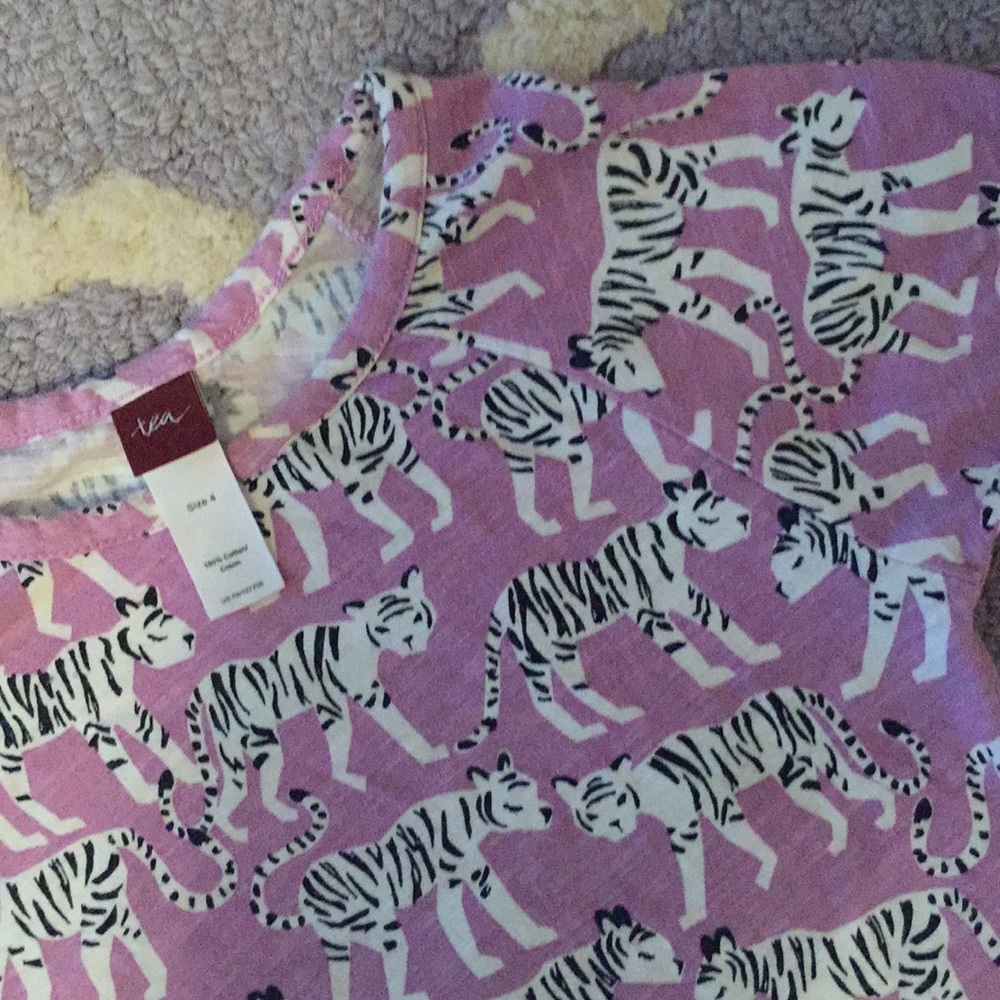White Tiger Tea Tee